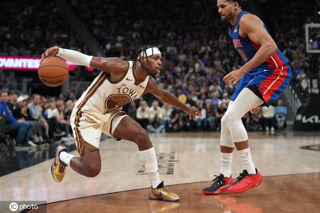 活塞绞肉战法逼库里伤退 勇士变招用光只求快交易？